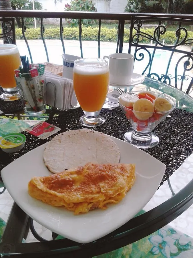 Casa Blanca Hostel Cali